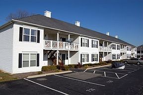 1st image of 715 Millcrest Dr