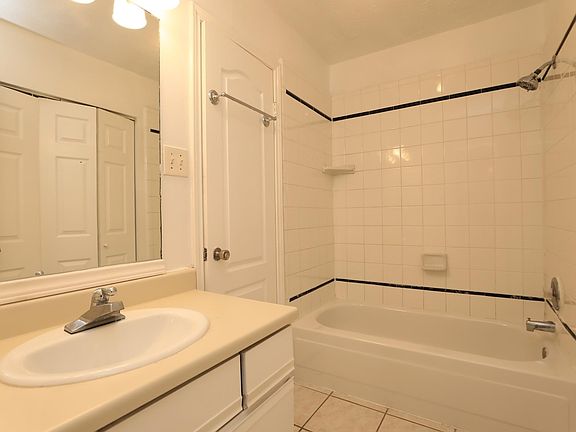 4th image of 17615 Northfalk Dr