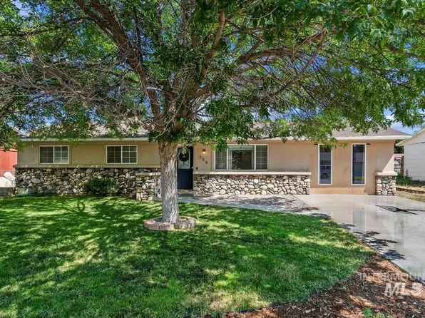 736 17th Ave E, Jerome, ID 83338