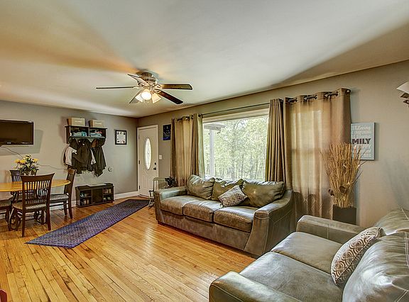 3rd image of 25860 W Norman Dr
