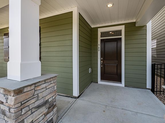 3rd image of 349 Johnston Dr