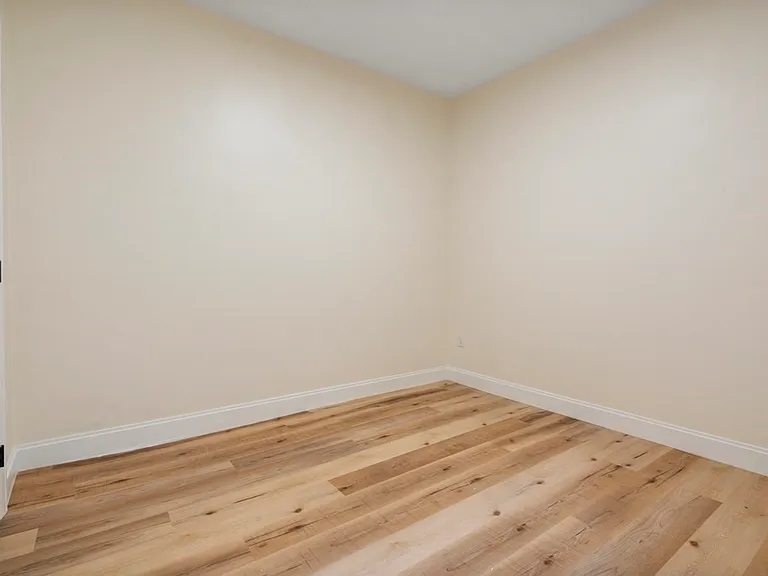 122 Union Park St #3 — Photo 9