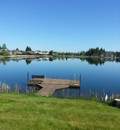 2nd image of 2727 140th Pl NE
