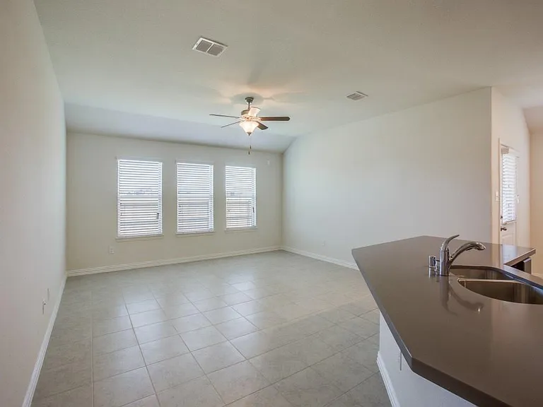 8433 High Garden St — Photo 3