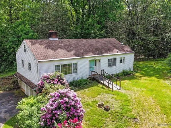 350 South Road, New Hartford, CT 06057