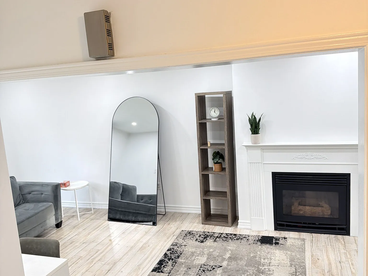 3 bed, $2,909 — Photo 4