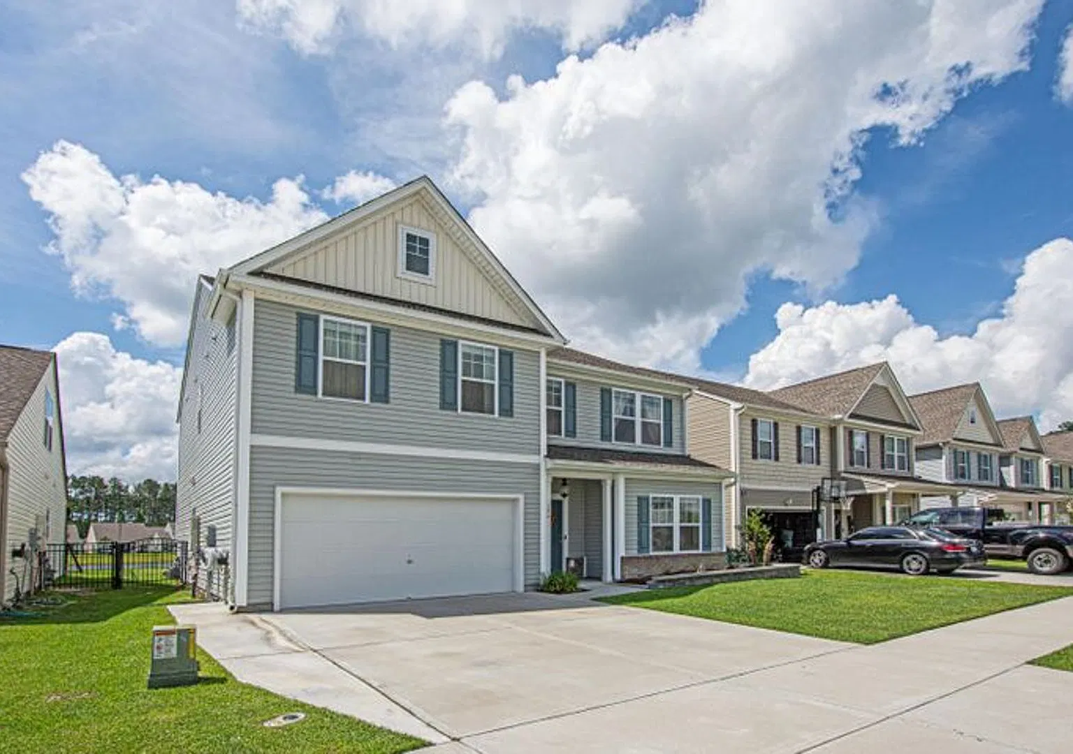 Nexton 4BR/2.5BTH! Spacious and Sweeping First Floor — Photo 2