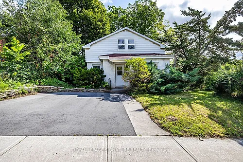 688 Aylmer St N Photo 1