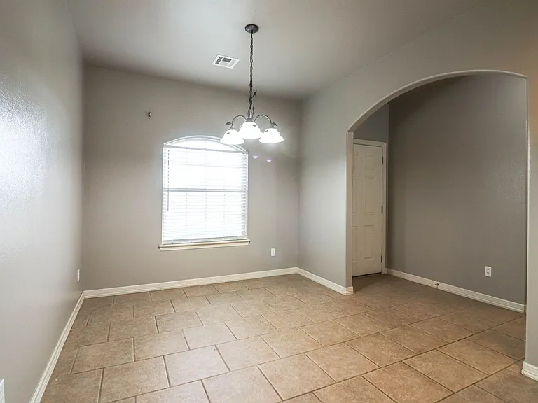 15022 S Justin Ave — Photo 7