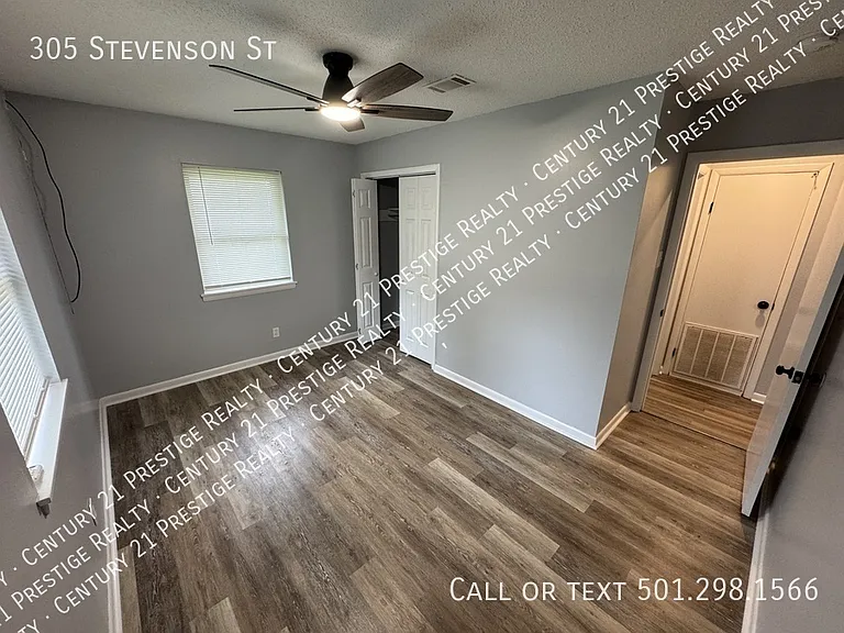 305 Stevenson St — Photo 12