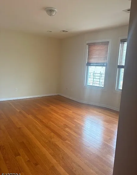 198 Van Buren St #2 — Photo 12