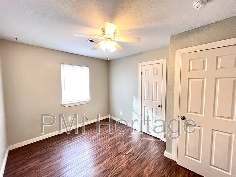 103 W Martin Luther King Jr Blvd #6 — Photo 4