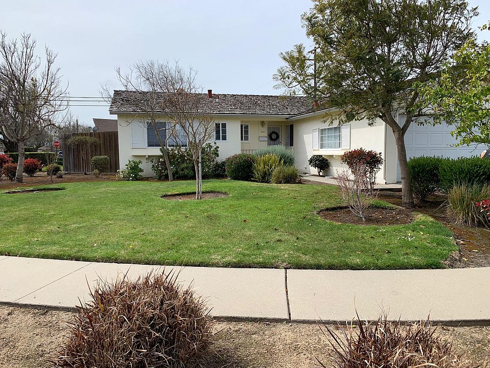 2nd image of 759 Bedford Dr