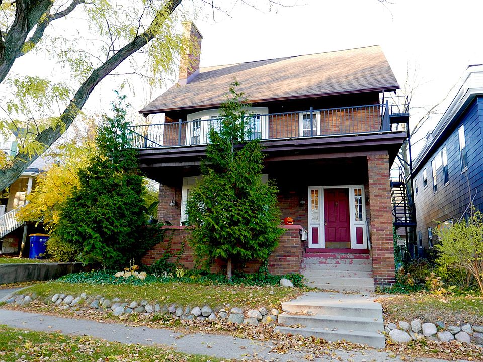 Quiet street, great neighborhood, off-street parking
