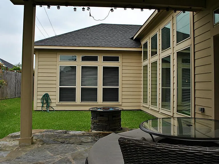 1403 Laura Hills Ln — Photo 11