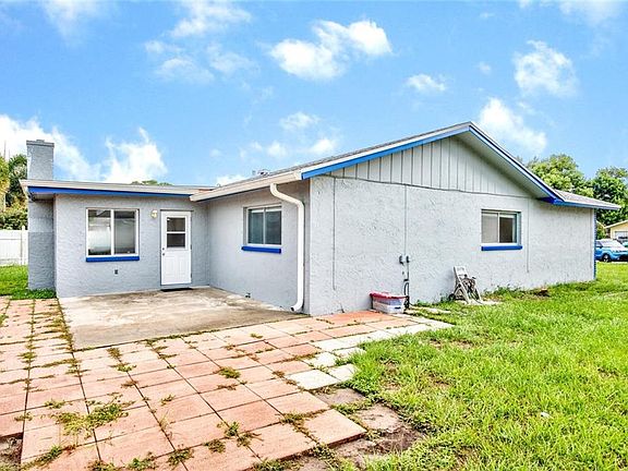 4th image of 7801 Bristol Ct