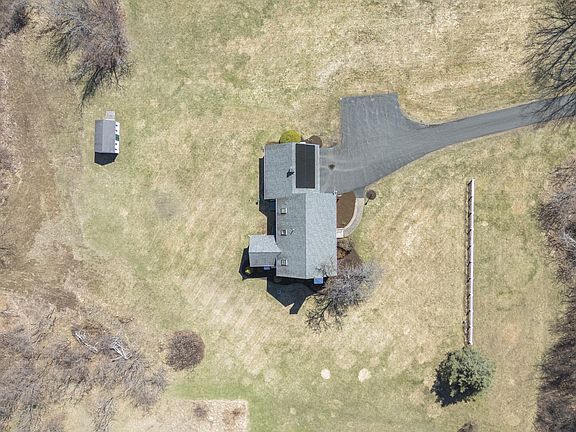 3rd image of 491 Hanson Ridge Road