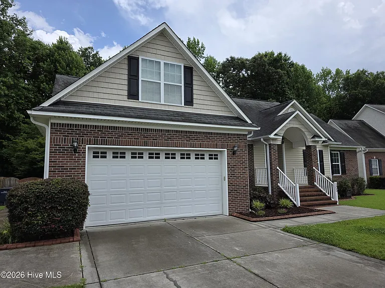 205 Woodberry Pl — Photo 3