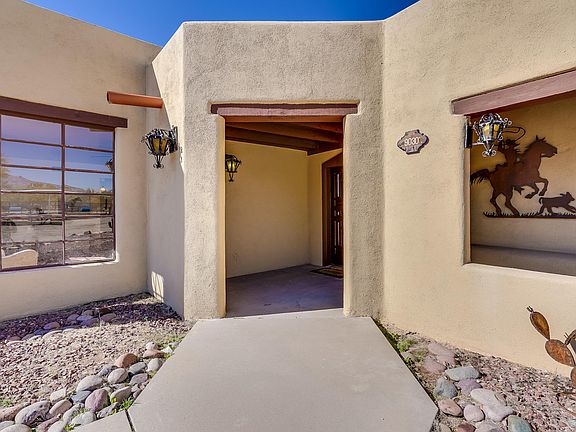 3rd image of 9030 N Camino Coronado