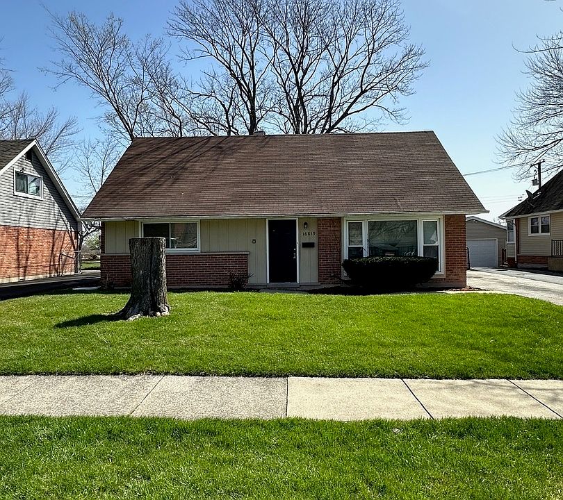 1st image of 16819 Glen Oaks Dr