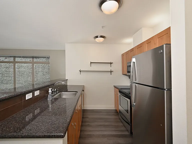 1610 Belmont Ave #513 — Photo 3