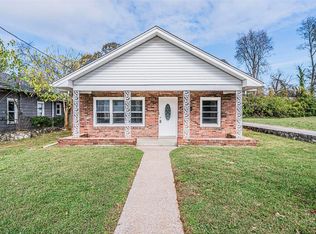 1311 Nutwood St, Bowling Green, KY 42104