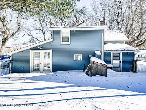 3rd image of 1108 Mill St