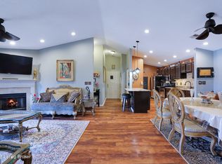10400 Southern Meadows Dr APT 203, Louisville, KY