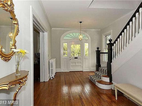 2nd image of 140 S Adams St