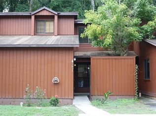 5831 SW 9th Pl, Gainesville, FL 32607