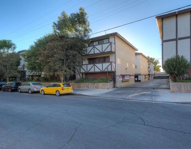 7605 Jordan Ave Unit 13, Canoga Park, CA, 91304