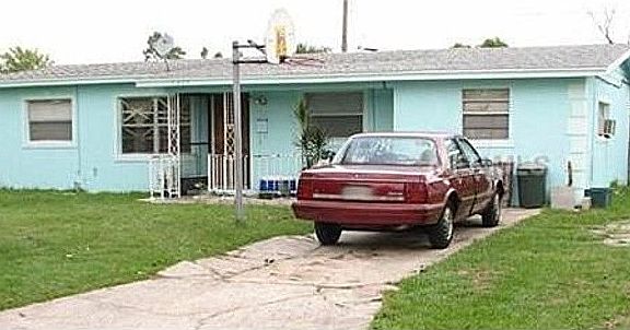 3rd image of 6205 Edgebrook Dr