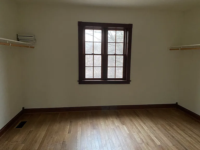 5300 Highway 63 S — Photo 11