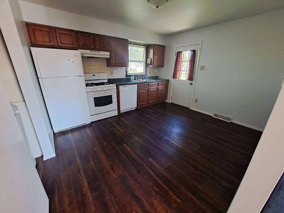 1st image of 3353 Brown St #3353