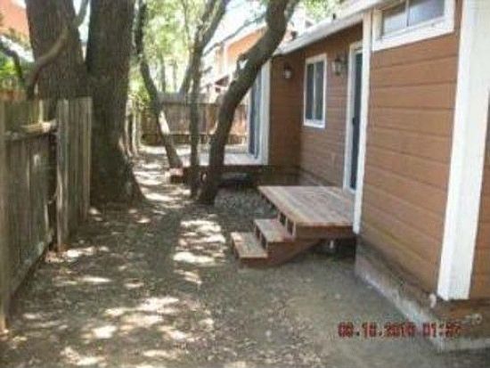 2nd image of 13 Coyle Creek Cir