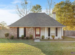 32575 Madeline Dr, Denham Springs, LA 70706