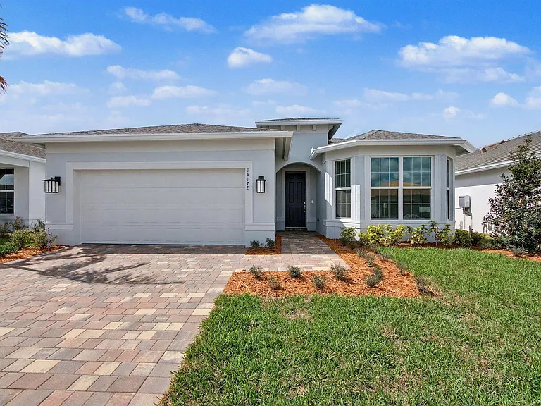 14172 SW Incarnadine Ln — Photo 1