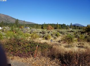1400 Schumacher St, Cave Junction, OR