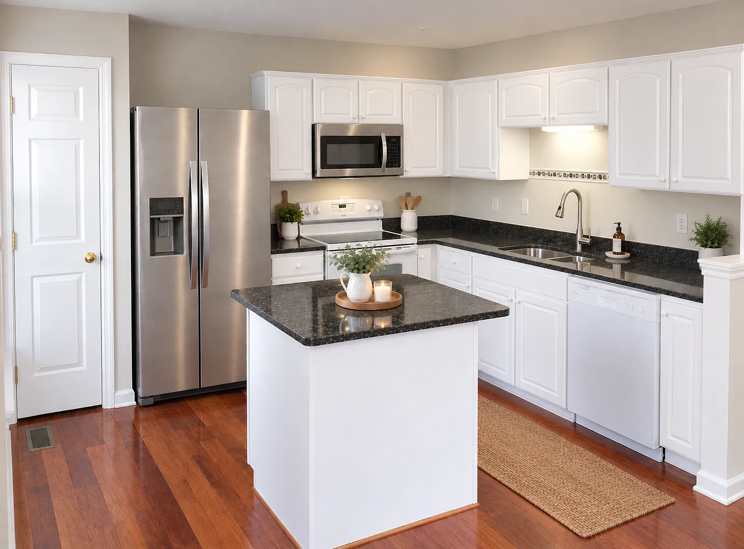 3 bed, 2.5 bath, 1750 sqft, $3,000 — Photo 4