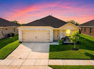 14128 Golden Bridge Dr, Pilot Point, TX 76258