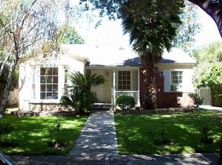 744 S Griffith Park Dr, Burbank, CA 91506