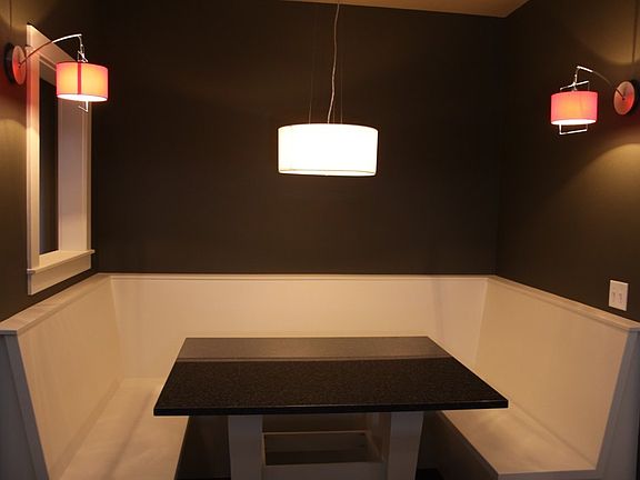 3rd image of 6517 Aberdour Cir