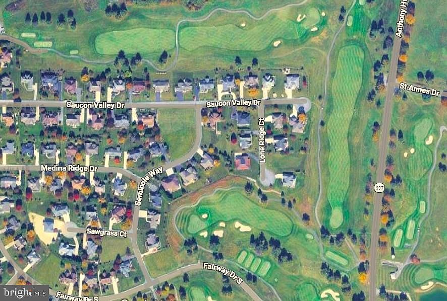 2nd image of 7155 Lone Ridge Ct