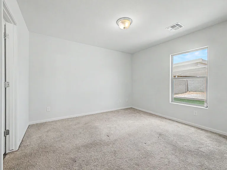 322 E Watson Pl — Photo 26