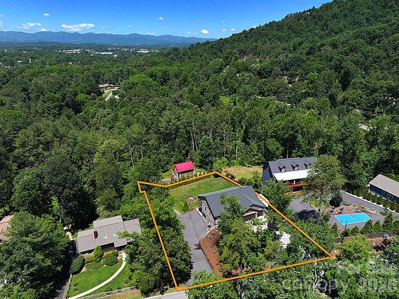 4th image of 156 Dogwood Dr