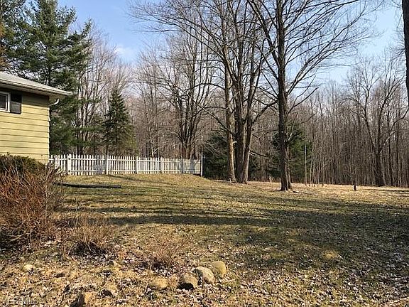 5th image of 8647 Beechwood Dr