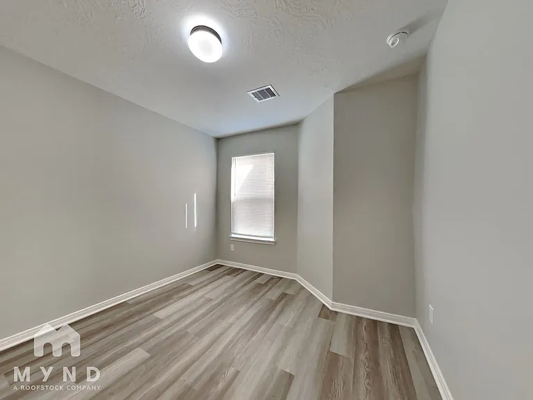 627 Coyote Canyon Ct — Photo 19