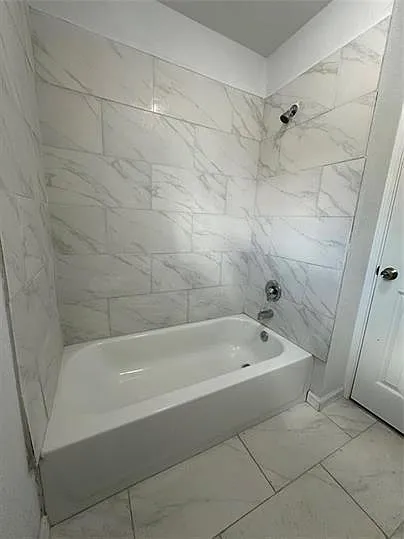3805 Wipprecht Street — Photo 3