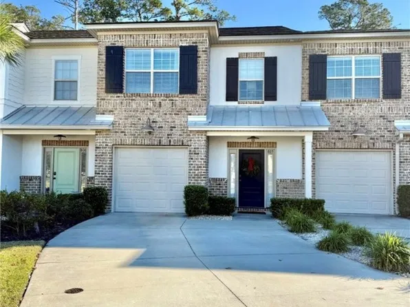 805 Mariners Cir, Saint Simons Island, GA 31522