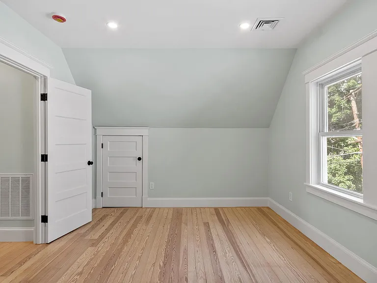 61 Warren St #2 — Photo 22
